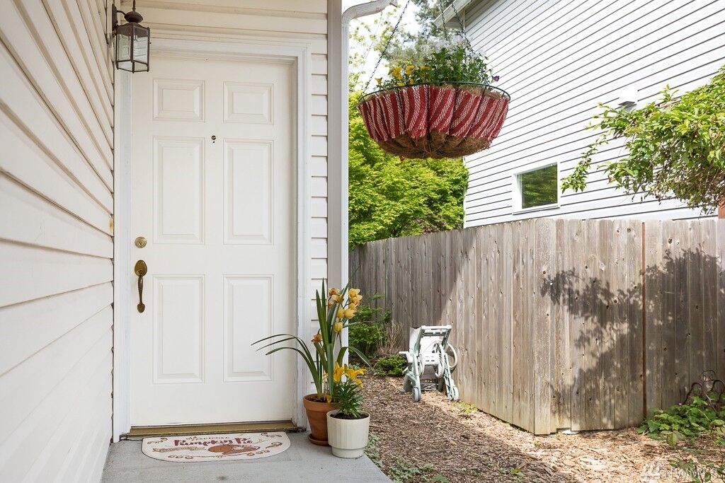 Property Photo: 941 Loves Hill Drive 12 WA 98294