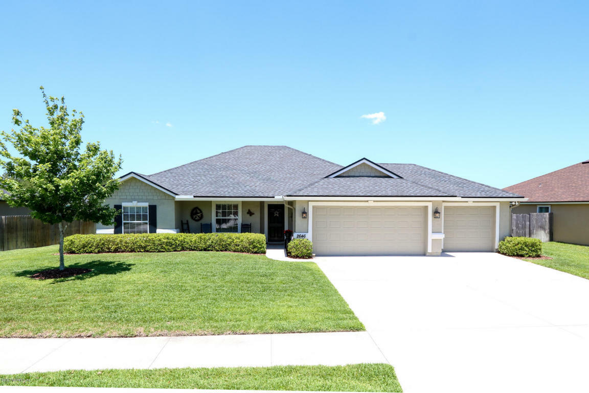 Property Photo:  2646 Royal Pointe Drive  FL 32043 