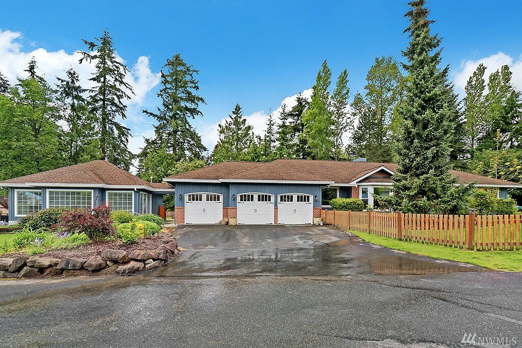 Property Photo:  22217 Brier Rd  WA 98036 