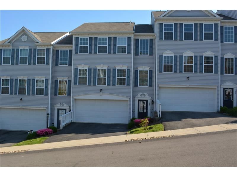 Property Photo:  205 Ascot Ct  PA 15108 