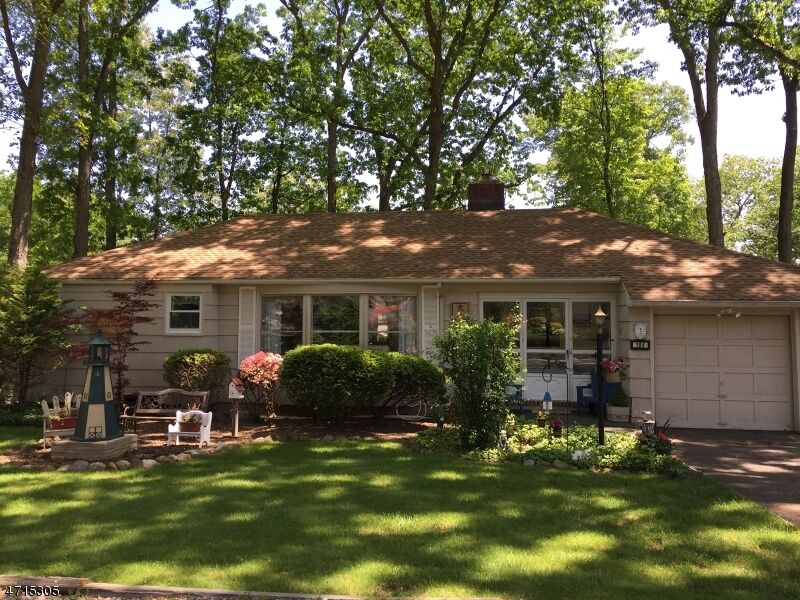 Property Photo:  184 Hillcrest Dr  NJ 07470 