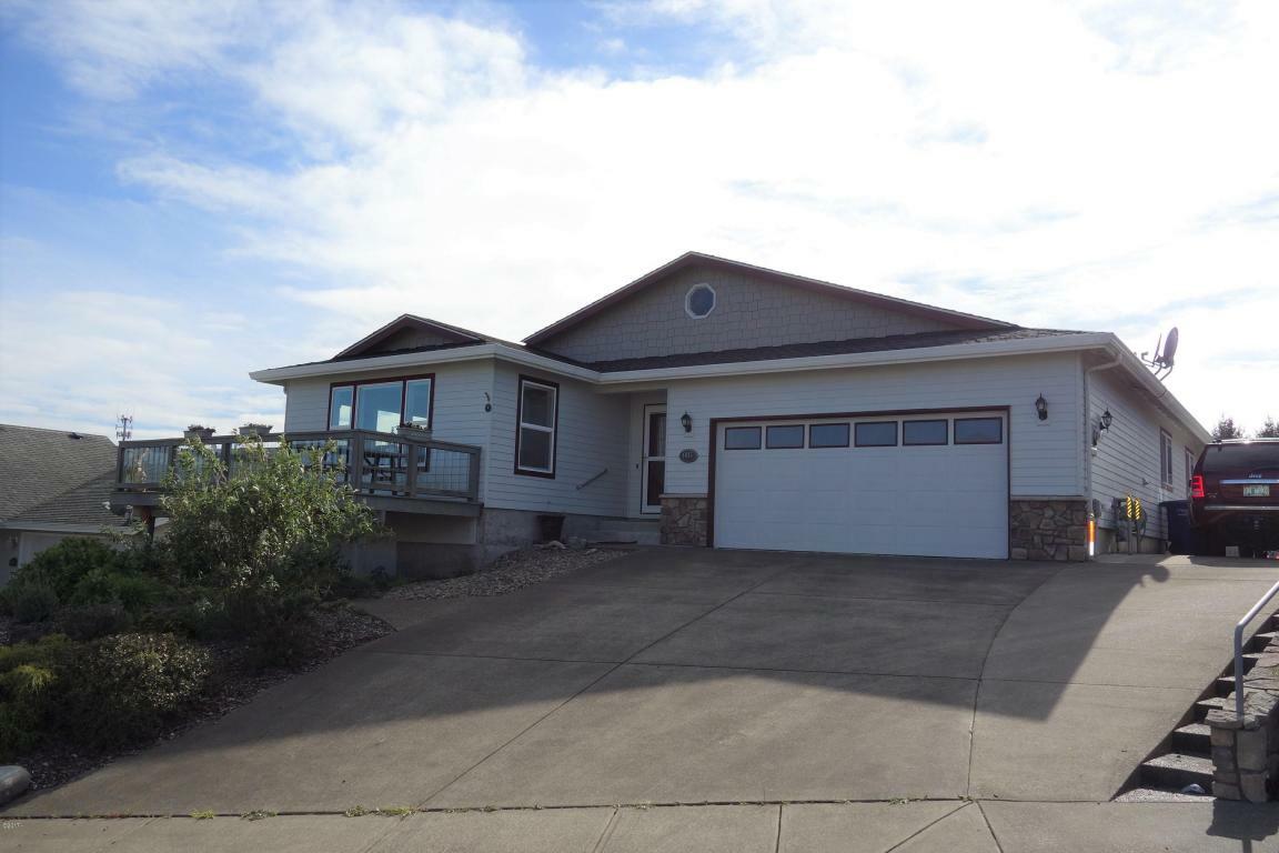 Property Photo:  4835 NE Voyage Avenue  OR 97367 