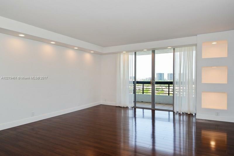 Property Photo:  3500 Mystic Pointe Dr 1105  FL 33180 