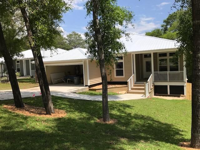 Property Photo:  60 Jackson Avenue  FL 32580 