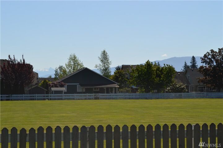 Property Photo:  2118 Cherry St  WA 98264 