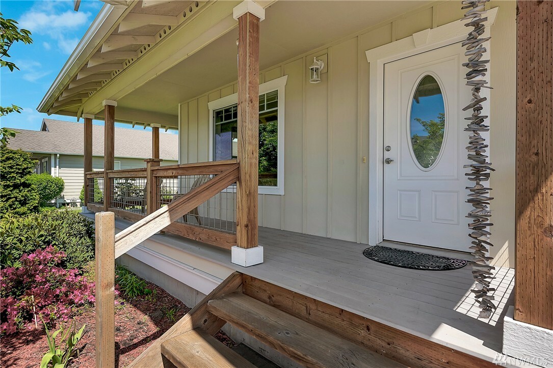 Property Photo: 4817 Outrigger Lp WA 98230