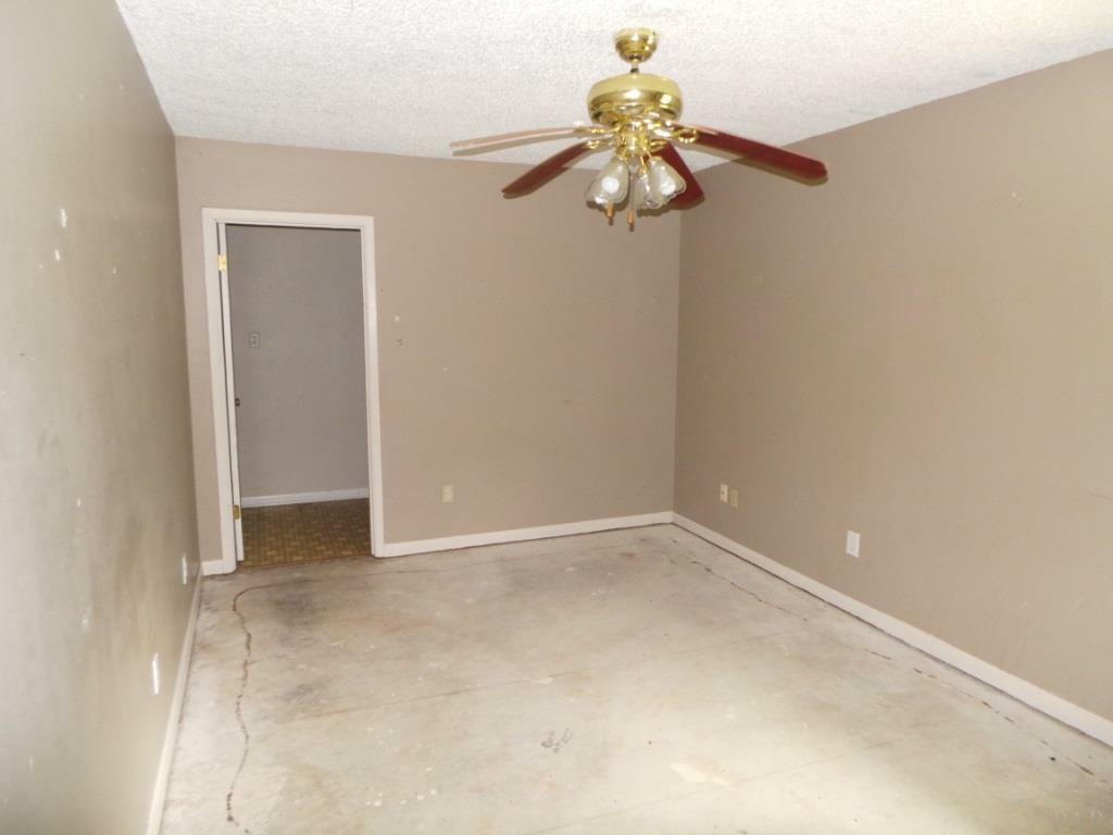 Property Photo:  1291 Ridge Way Rd  FL 32533 