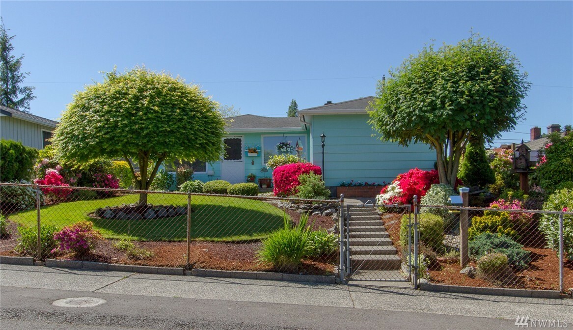 Property Photo: 5318 N 44th St WA 98407