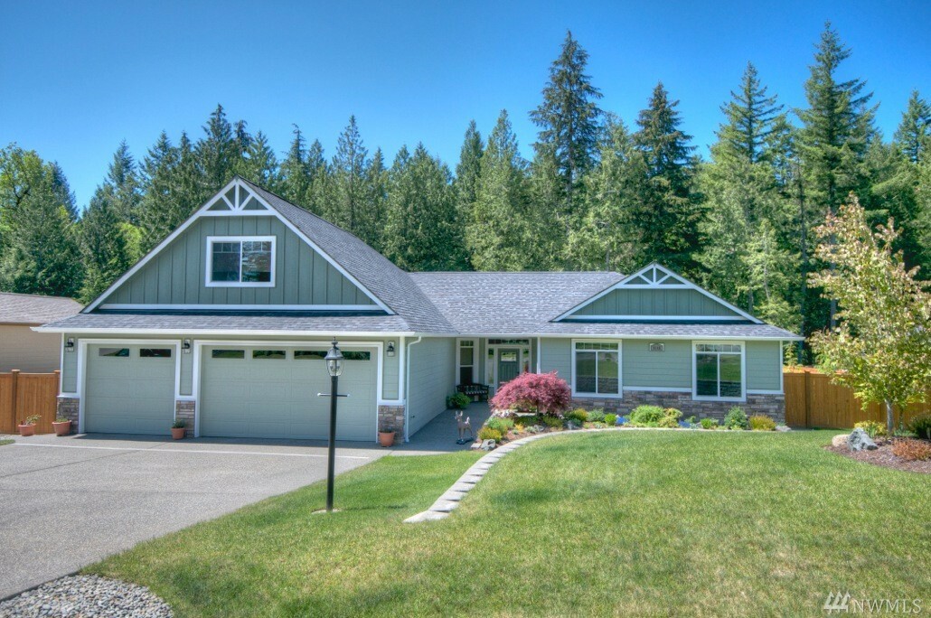 Property Photo: 9146 Fox Ridge Lane SE WA 98513