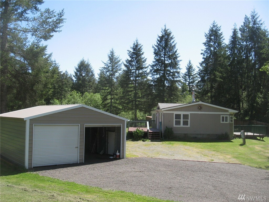 Property Photo: 16304 118th St Kpn WA 98329