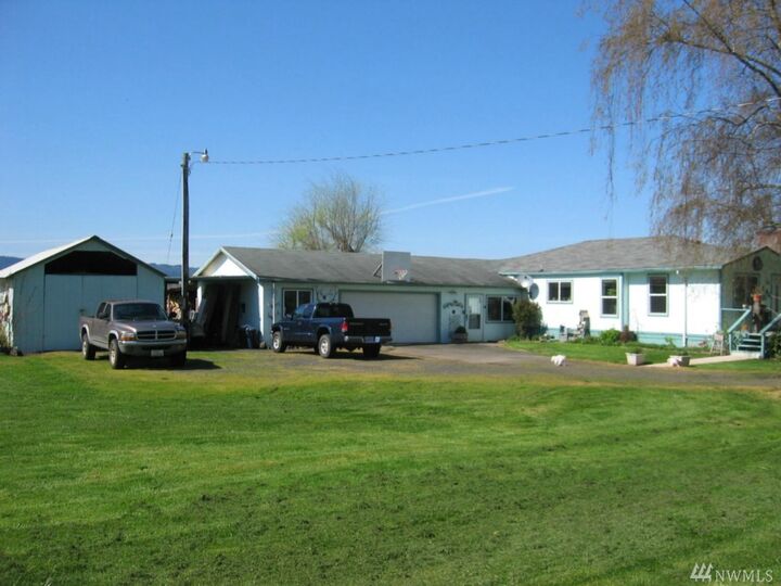 345 E Sunny Sands Road  Cathlamet WA 98612 photo