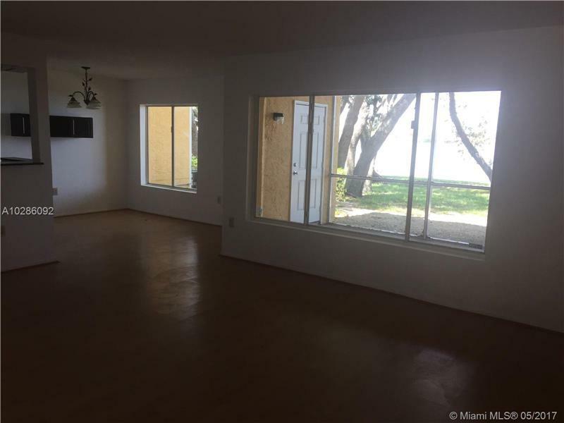 Property Photo:  2445 NW 33rd St 1402  FL 33309 