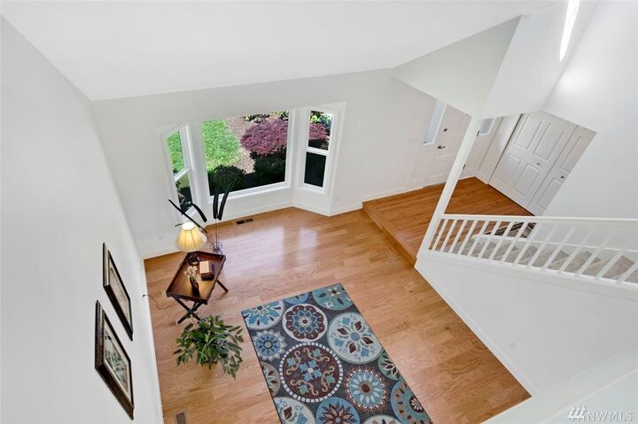 Property Photo:  21227 SE 29th St SE  WA 98075 