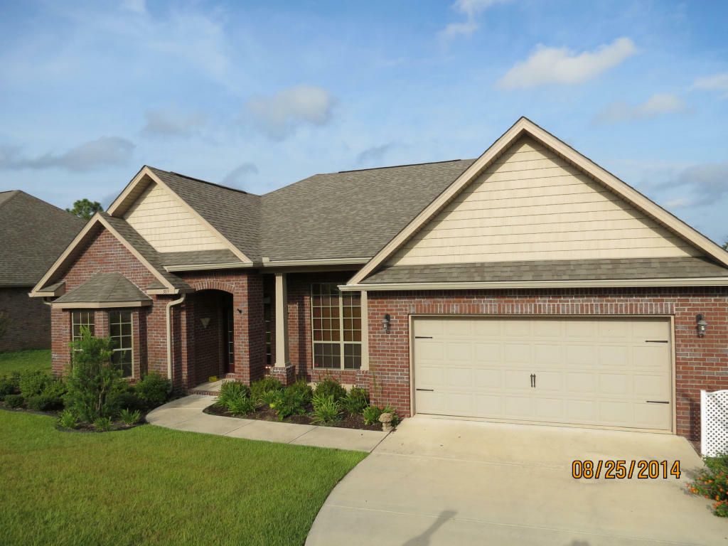 Property Photo: 509 Pheasant Trail FL 32536
