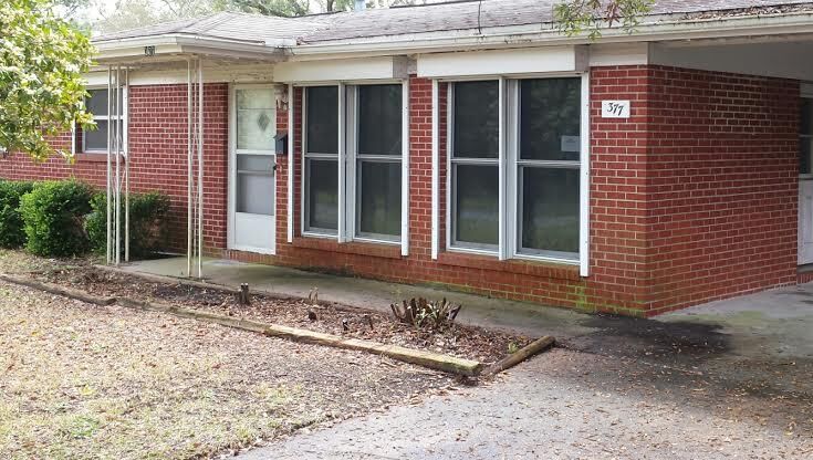 Property Photo: 377 Glendale Avenue FL 32580