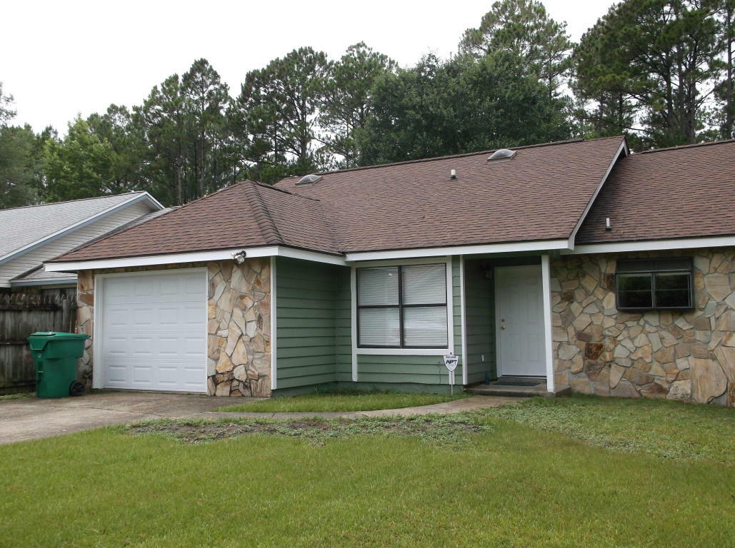 Property Photo:  2134 Wilderness Path  FL 32547 