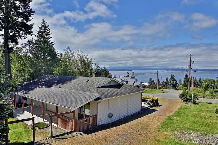 Property Photo:  1787  Ridgecrest Avenue  WA 98239 