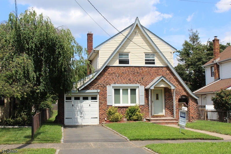 Property Photo: 28 Chelsea Rd NJ 07012