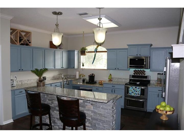 Property Photo:  1048 Meadow Breeze Lane  FL 34240