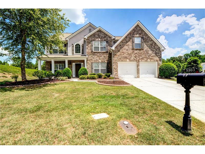 Property Photo: 5303 Heyward Place SW 30349