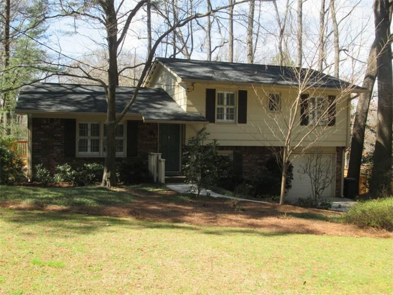 Property Photo:  4064 Forrestal Drive   30341 