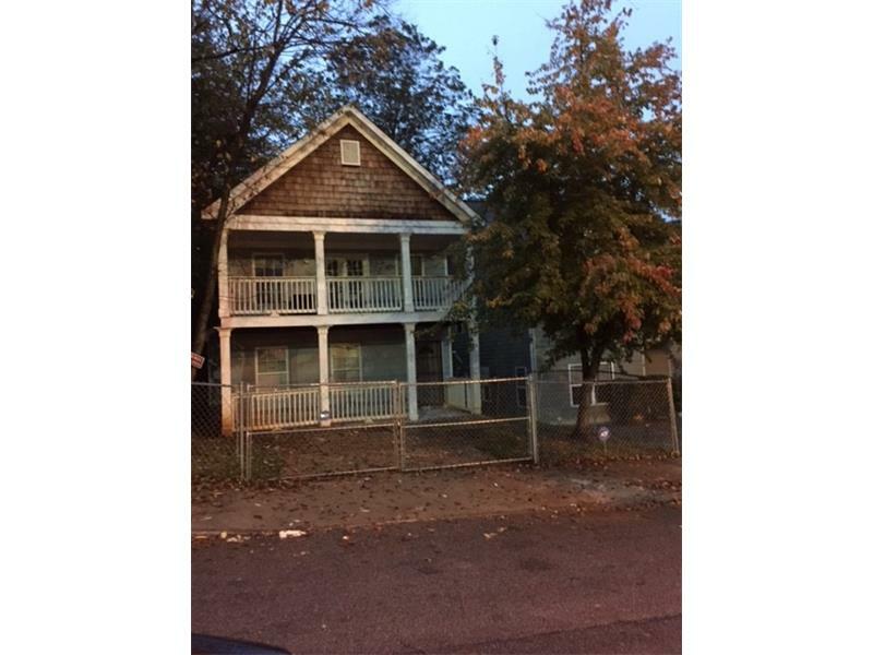 Property Photo: 892 Welch Street 30310