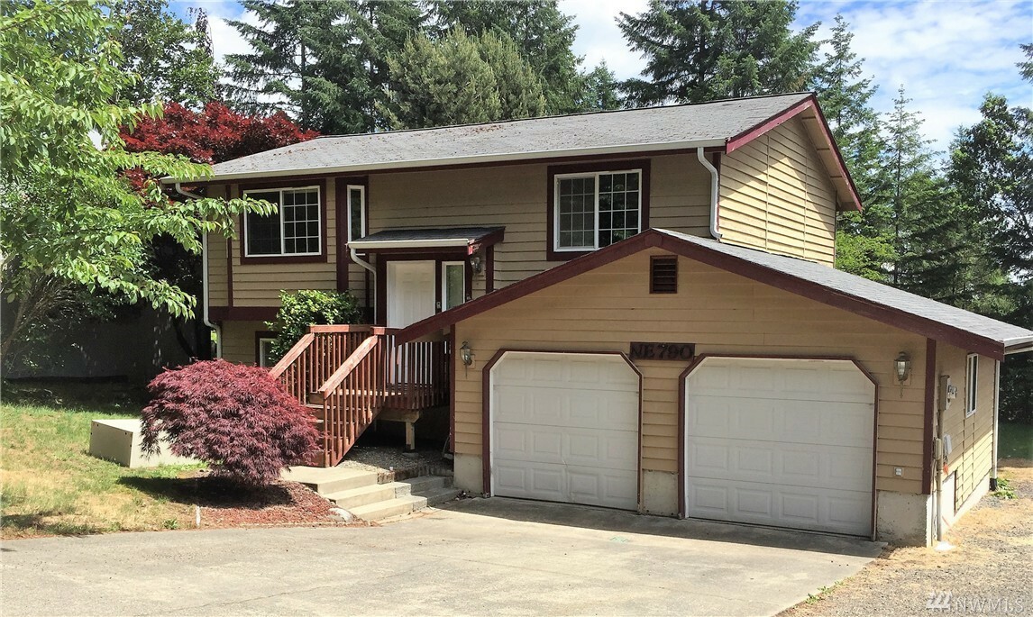 Property Photo: 790 NE Larson Lake Rd WA 98528