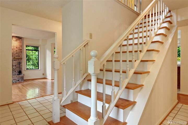 Property Photo: 20255 37th Ave NE WA 98155