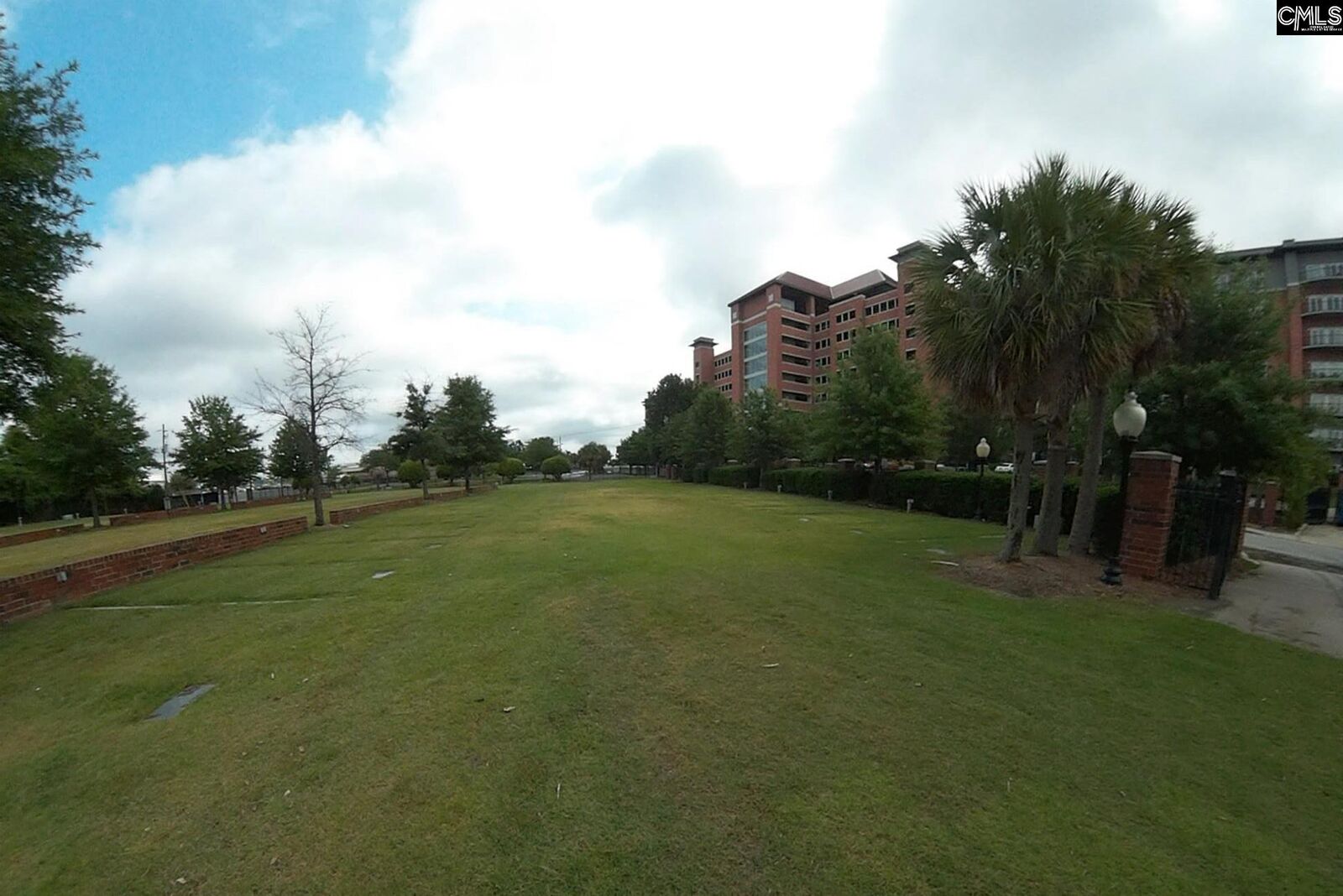 Property Photo:  911 S Stadium  SC 29201 