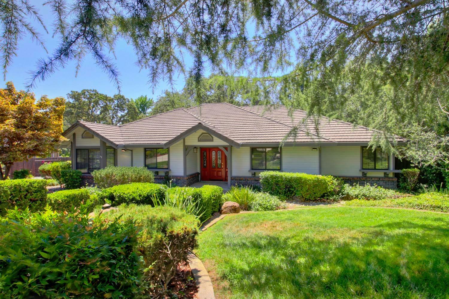 Property Photo:  7152 Cedar Oaks Drive  CA 95746 