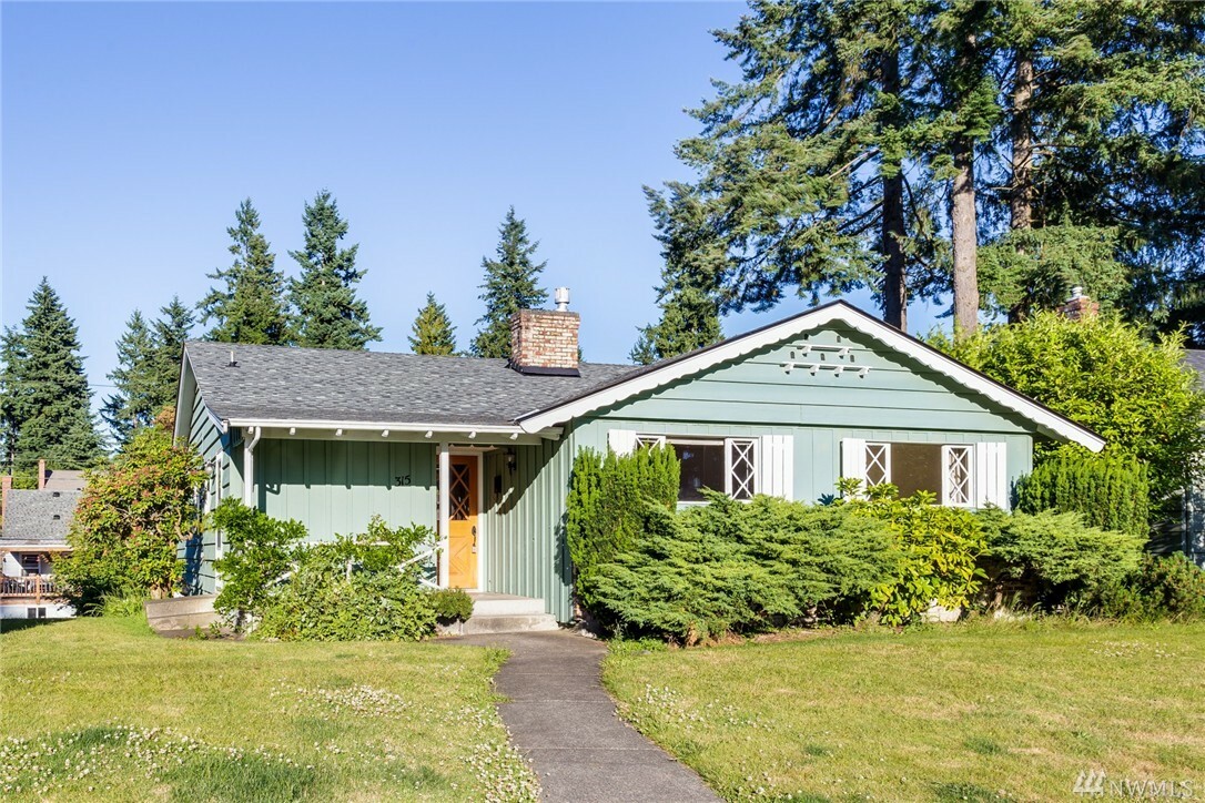 Property Photo:  315 Eldorado Ave  WA 98466 