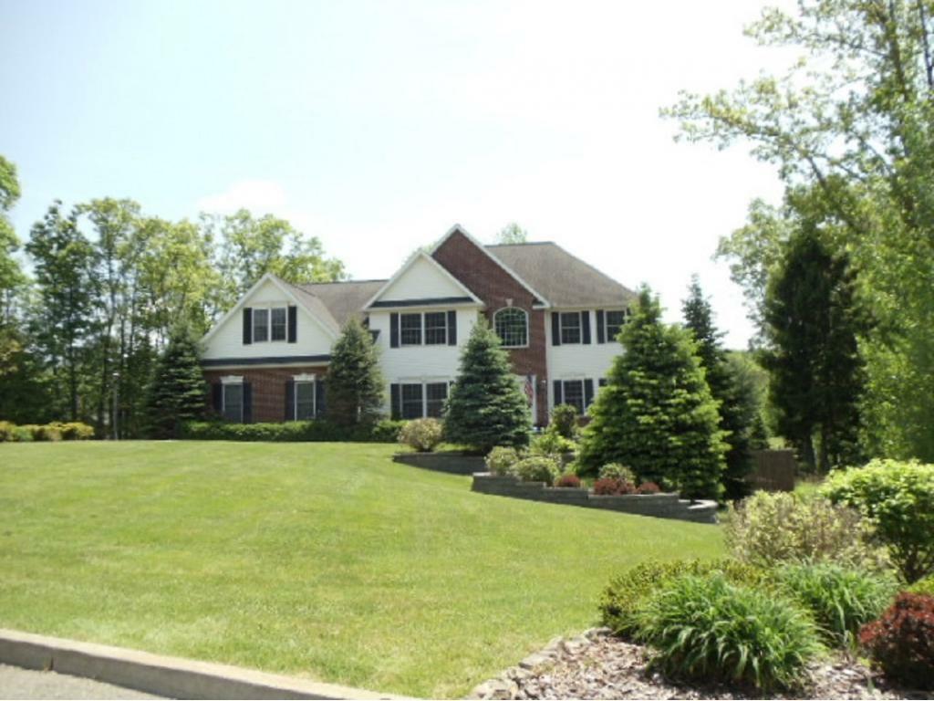 Property Photo:  16 Fernwood Lane  NY 13901 