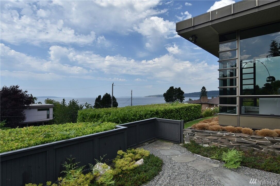 Property Photo: 2855 NW Golden Drive WA 98117