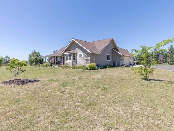 32011 N Whitetail Ln  Chattaroy WA 99003 photo