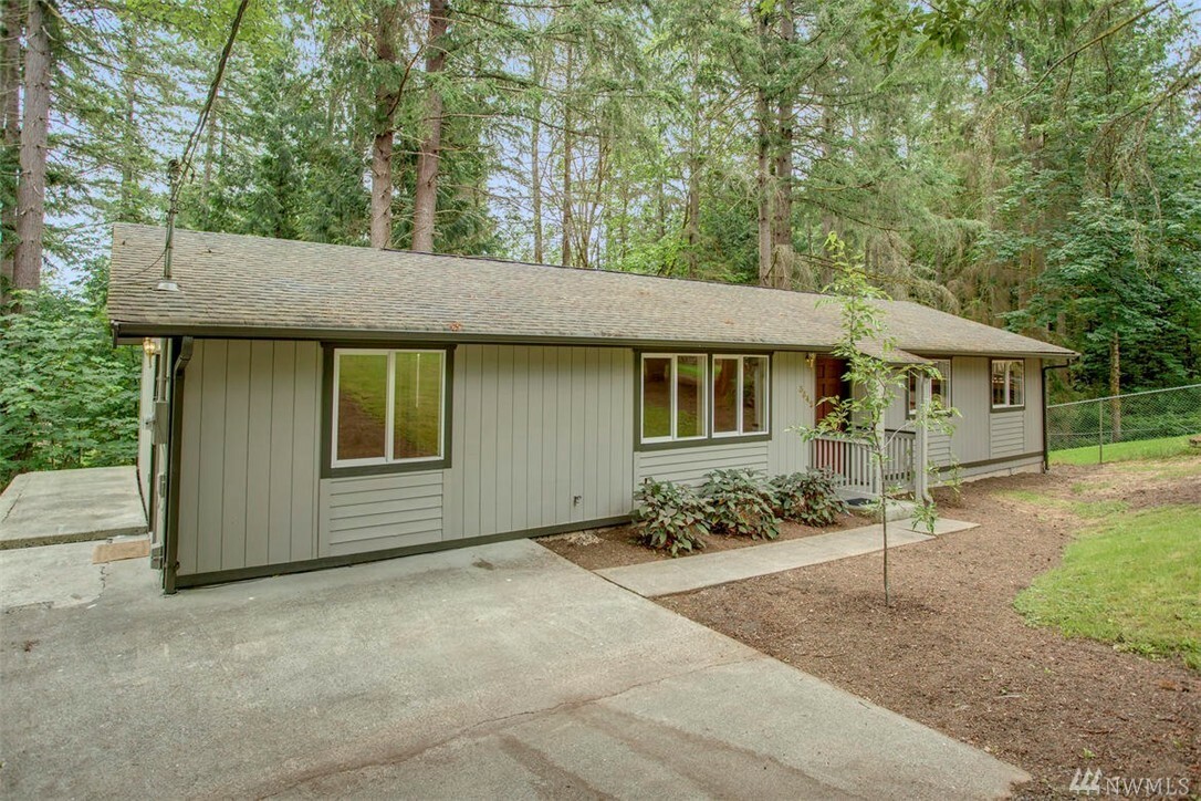 Property Photo:  3342 279th Ave NE  WA 98053 