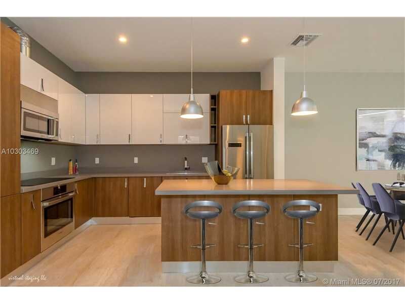 Property Photo: 3150 New York FL 33133
