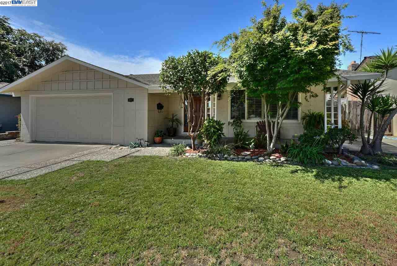 Property Photo: 40871 Blacow Road CA 94538