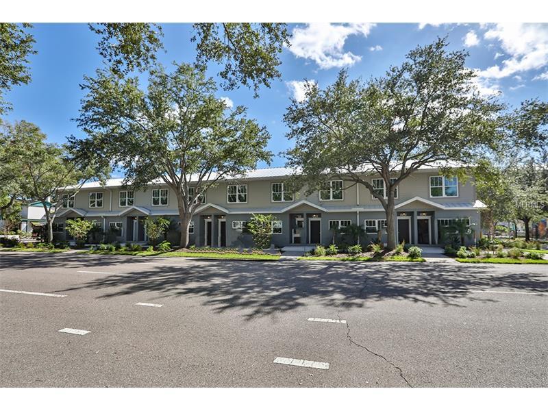 Property Photo: 2458 1st Avenue N FL 33713