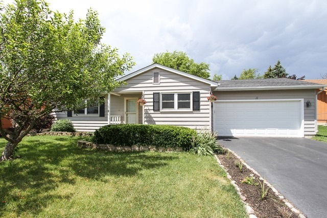 Property Photo:  11 Quail Run  IL 60156 