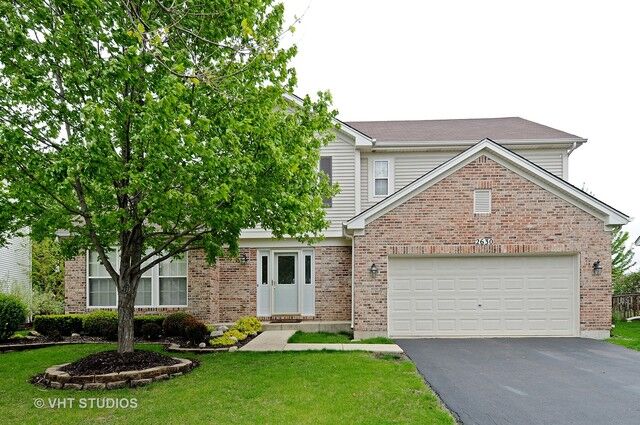 Property Photo:  2630 Darfler Court  IL 60503 