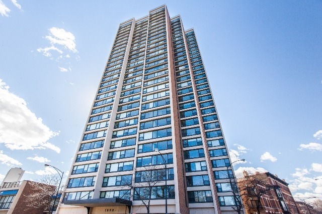 Property Photo:  1850 N Clark Street 605  IL 60614 