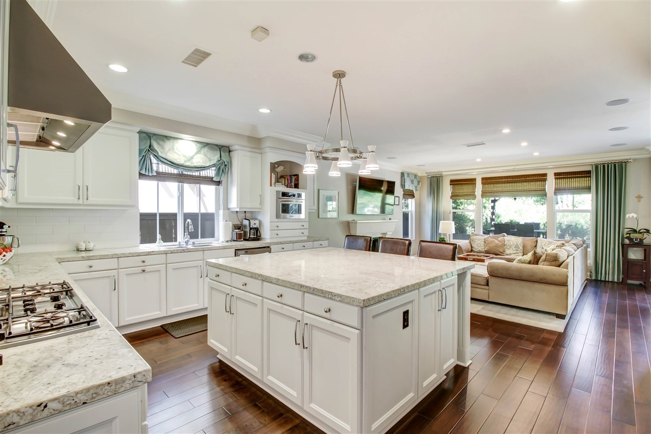 Property Photo: 15590 New Park Terrace CA 92127