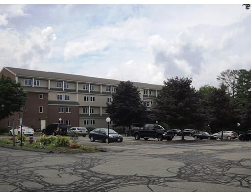 Property Photo:  2 Duck Pond Road 117  MA 01915 