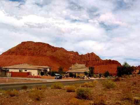Property Photo: 571 E Mesa Vista Rd 8 UT 84738