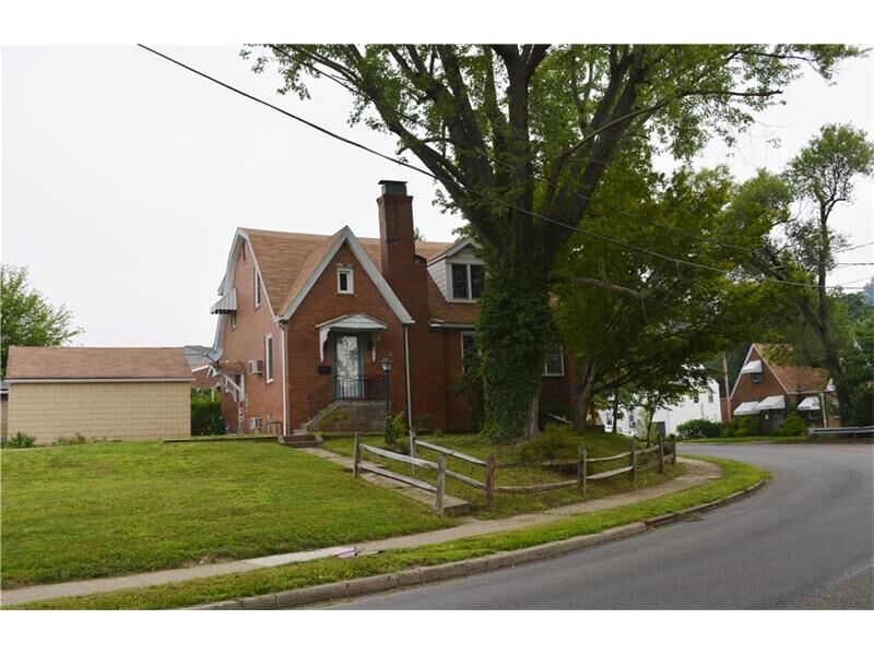 Property Photo:  211 Wilson Ave  PA 15003 