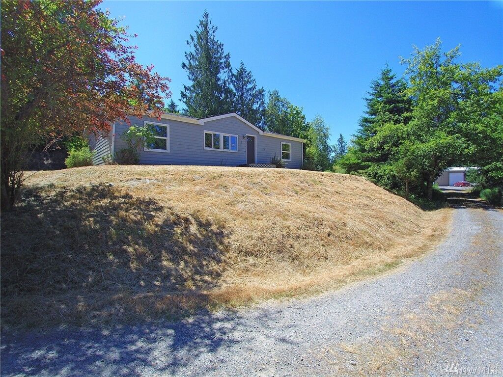 Property Photo:  1405 Monroe Rd  WA 98362 