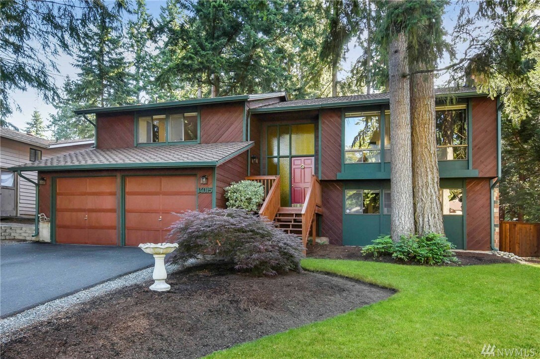 Property Photo:  14015 60th Ave W  WA 98026 