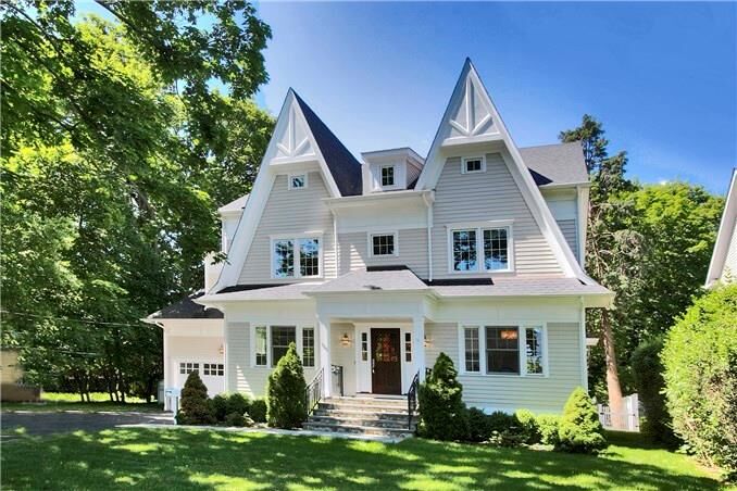 Property Photo: 128 Smith Street CT 06824