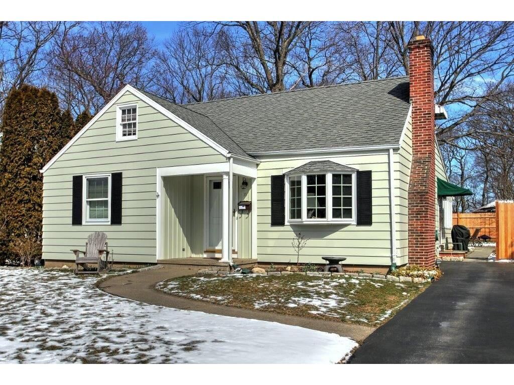 Property Photo:  71 Holly Street  CT 06460