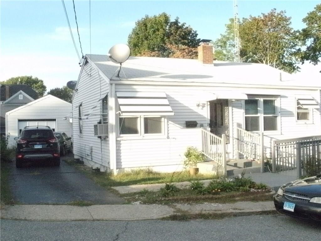 Property Photo: 31 Avery Court CT 06320
